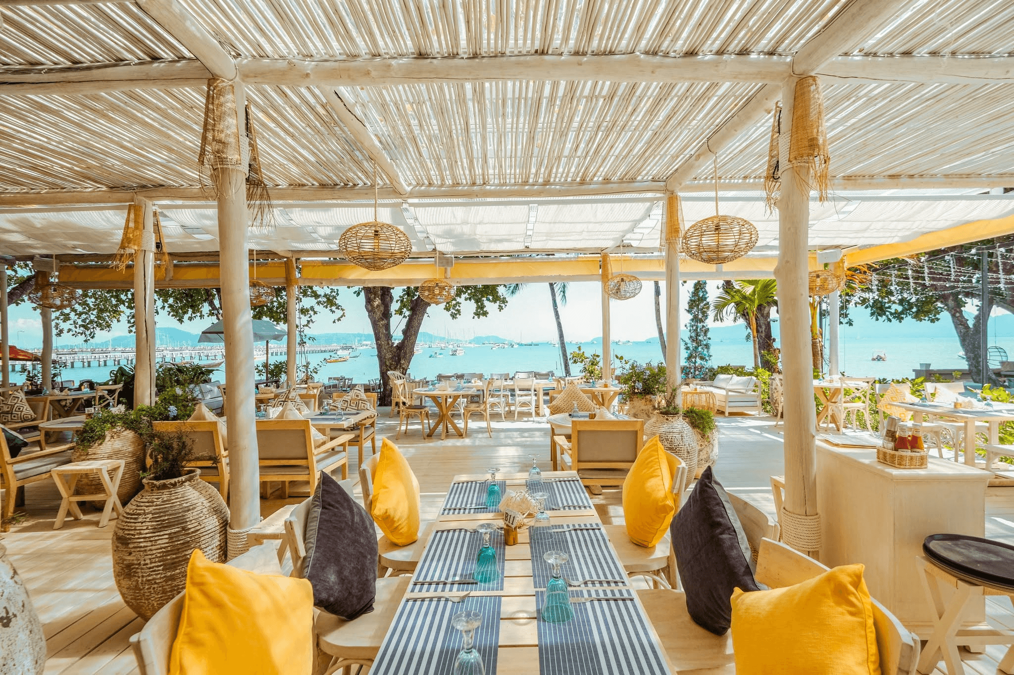 Sunlight through the café